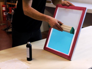 Raclette creuse d'enduction pour Émulsion : Guide Complet pour la Sérigraphie