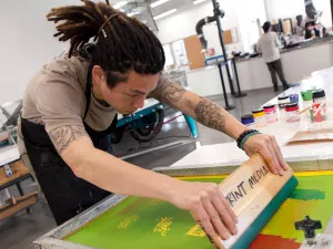 Complete Screen Printing Guide for Beginners (2026)